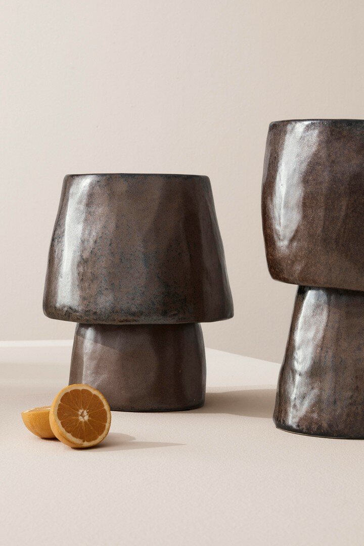 VASO PAVLOS MARRONE H33,5